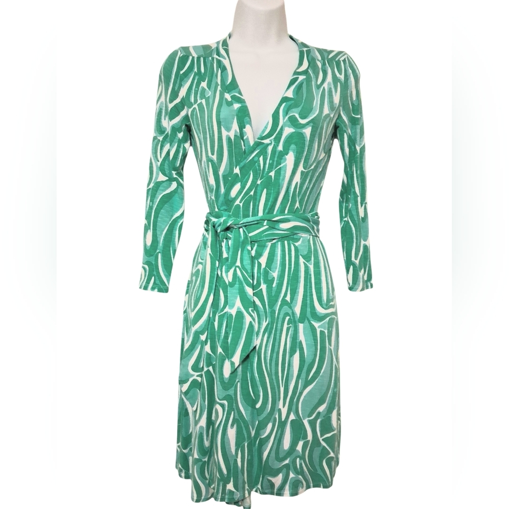 Lilly Pulitzer XS Wrap Dress